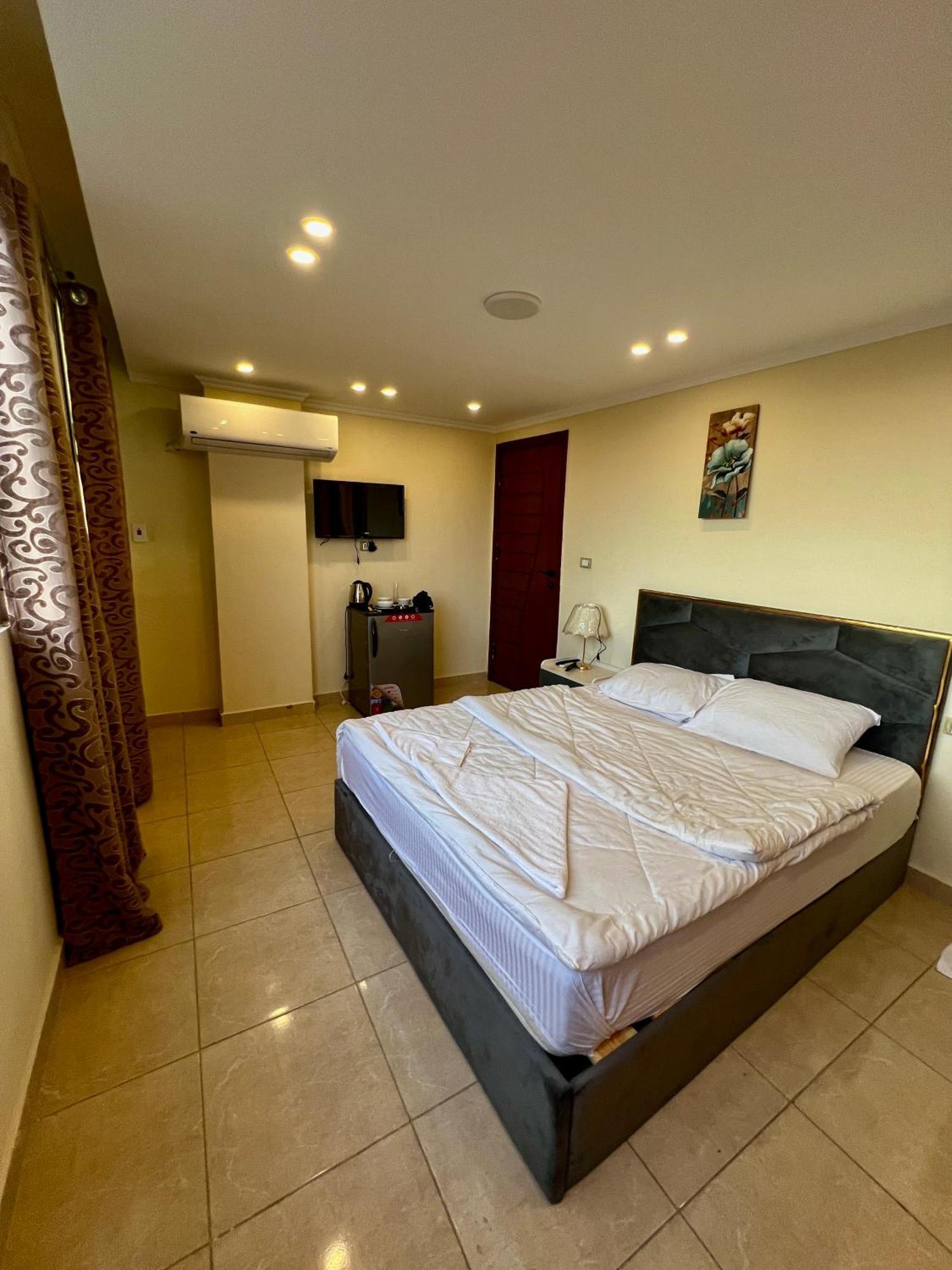 Pyramids Pride Inn Kafret el-Gabal Kültér fotó