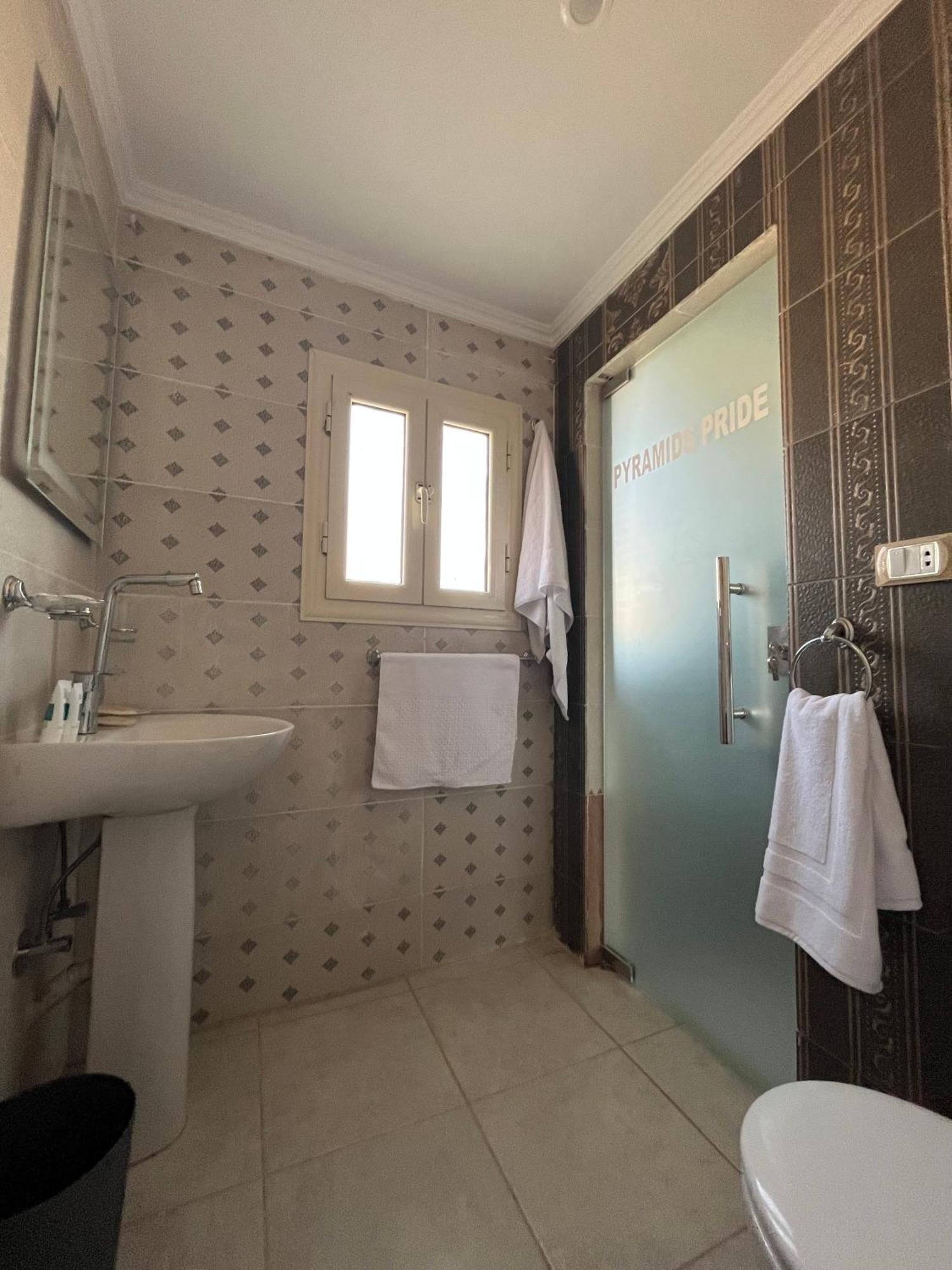 Pyramids Pride Inn Kafret el-Gabal Kültér fotó